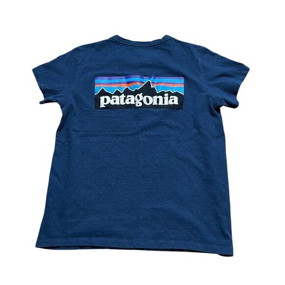 Patagonia Navy Blue Short Sleeve Tee with Logo Size Small - Picture 1 of 3